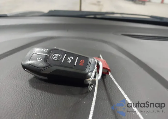 3FA6P0K92DR102459: 44304604