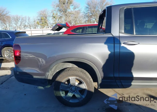 5FPYK3F65RB021653: 44303653