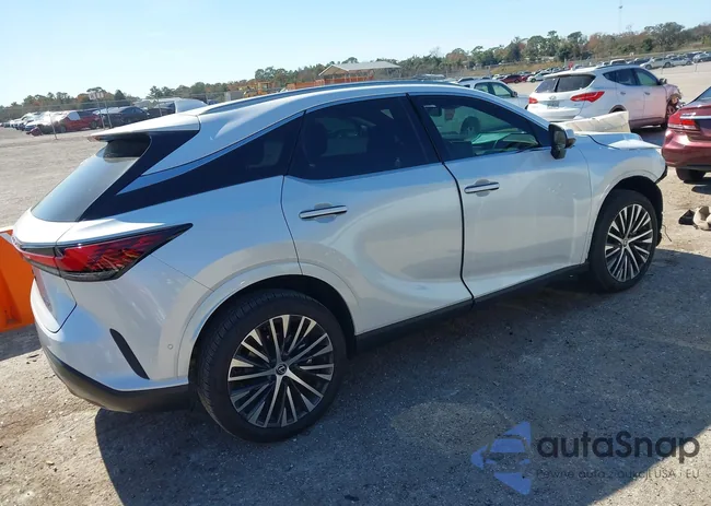 2T2BAMBA8RC025651: 44303657