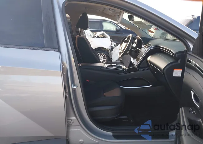 KM8JBCA15NU014088: 44303677