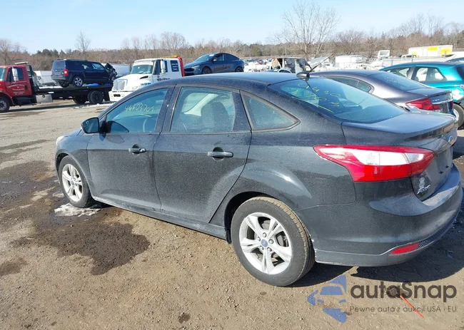 1FADP3F27DL305951: 44303703