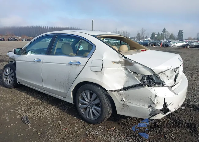 1HGCP3F80BA009318: 44303712