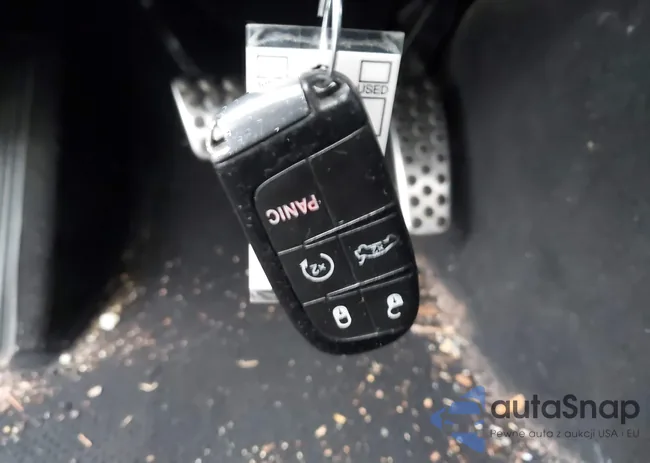 2C3CDXHG9KH714059: 44303716