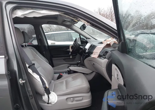 5FPYK3F70KB035751: 44303738