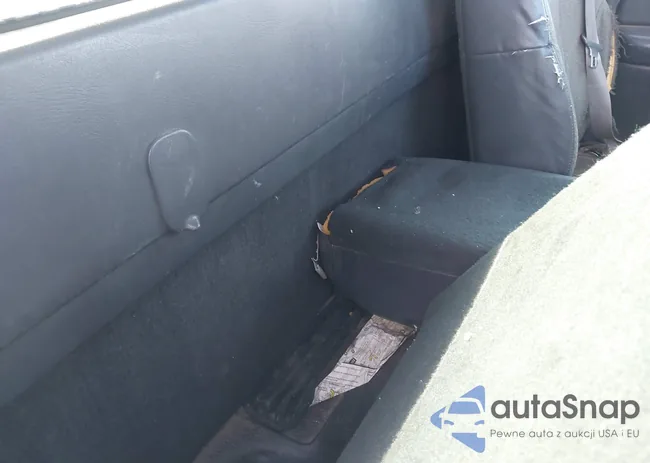 1GCEC14W8XE217066: 44303742