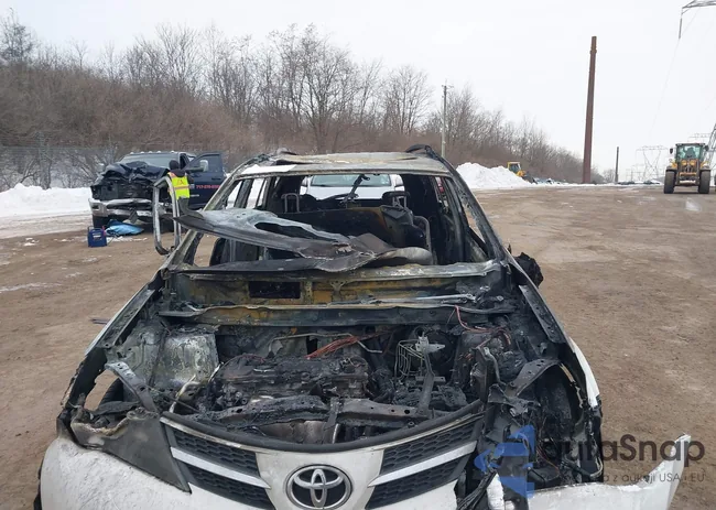 2T3DFREV7FW341022: 44303816