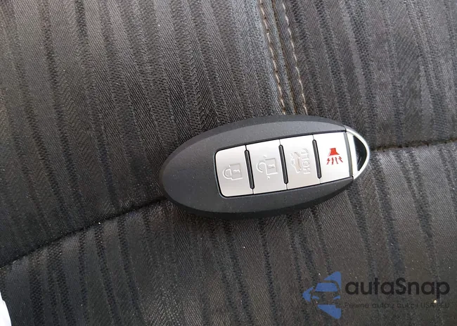 3N1AB7AP6HY404590: 44303820