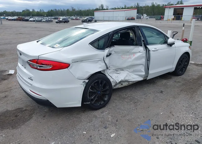 3FA6P0LU2KR188730: 44303831