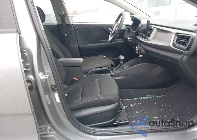 3KPA24AD1ME430933: 44303895