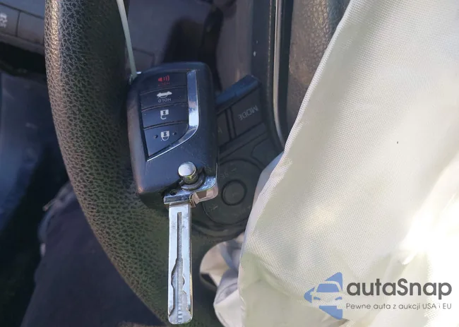 4T1B11HK6KU783446: 44303900