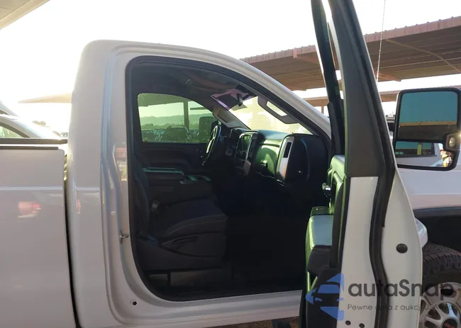 1GT01YEG0FZ555908: 44303909