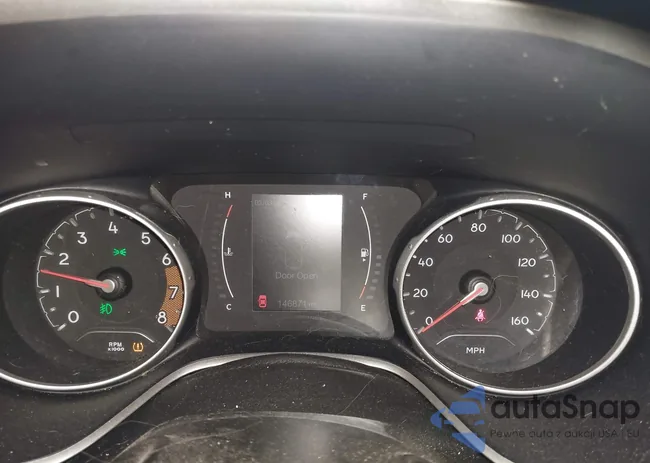 3C4NJCBB1JT461571: 44303928