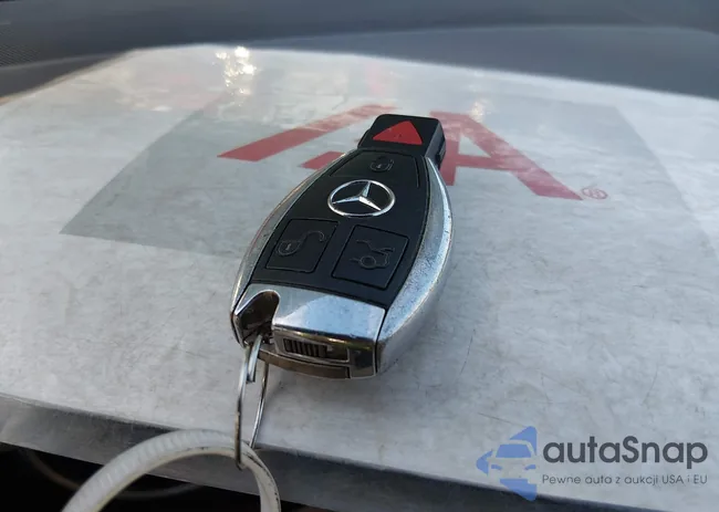 WDDLJ7DB0CA055390: 44303946