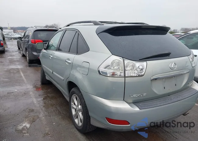 2T2GK31U18C040841: 44303952