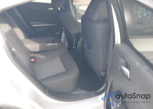 2C3CDXBGXPH698843: 44303970