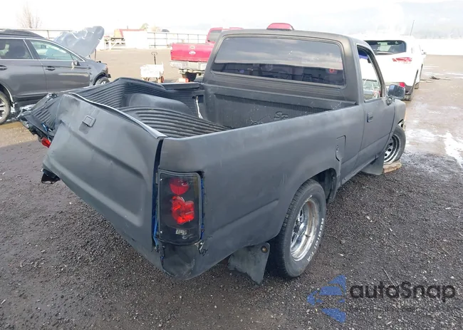 4TARN81AXRZ243110: 44304002