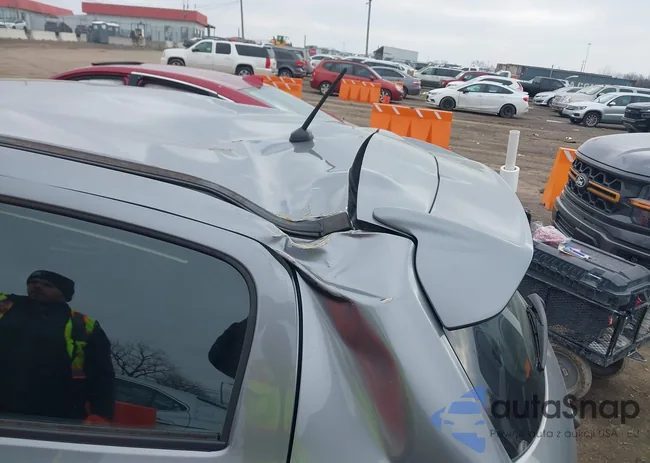 ML32AUHJ3NH001990: 44305085