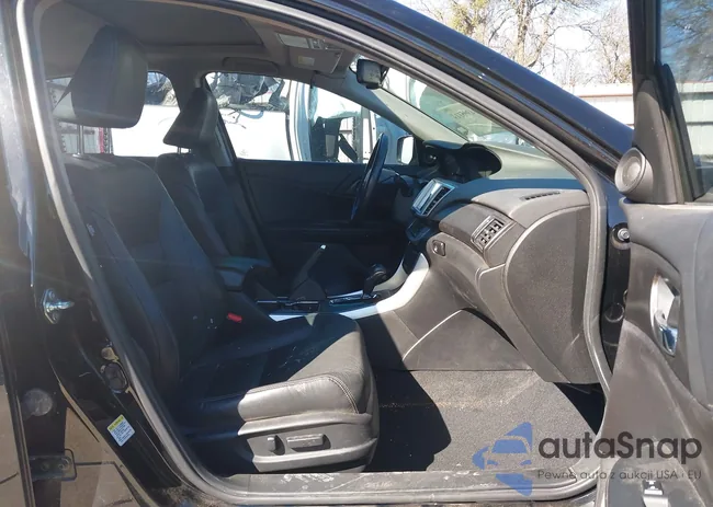 1HGCR3F88EA031419: 44305114