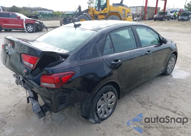 3KPA24AD5LE336021: 44305165