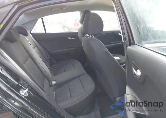 3KPA24AD5LE336021: 44305165