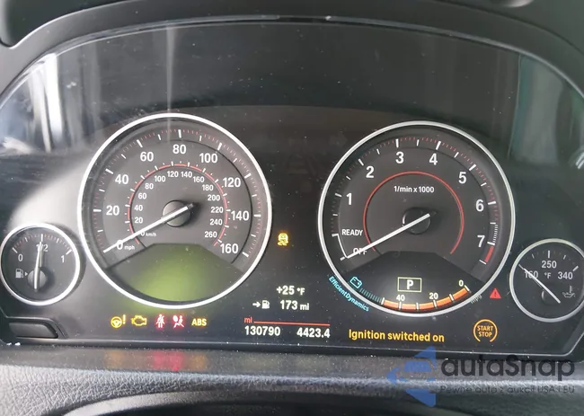 WBA4J3C52KBL09559: 44305231