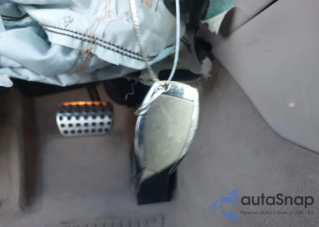 WDDLJ7DB1GA172773: 44305251