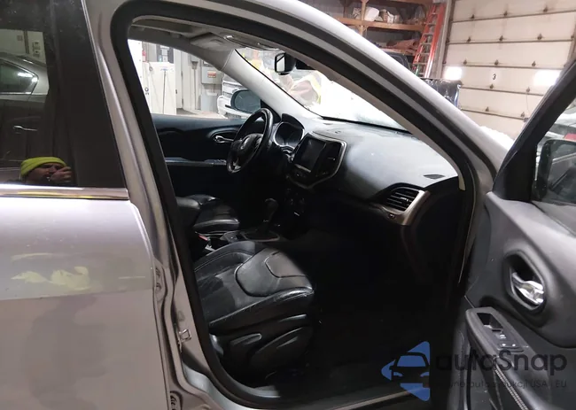 1C4PJMDS2FW567699: 44305298