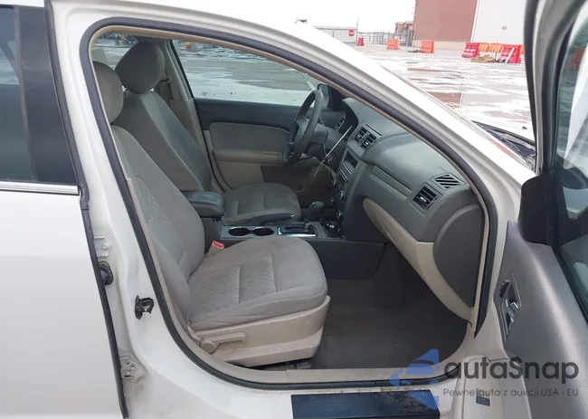 3FAHP0HA5CR435957: 44305307