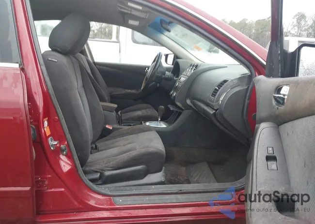 1N4AL21E08C141541: 44305310