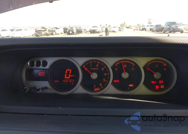 JTLKE50E881049718: 44305380