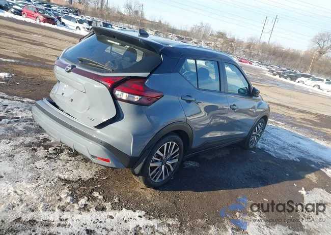 3N1CP5CV0RL561122: 44305442