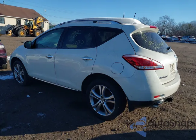 JN8AZ1MW1BW151822: 44305457