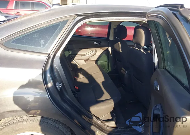 1FADP3F2XGL394970: 44305542