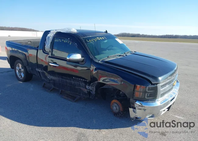 1GCRKSE75CZ126177: 44305558