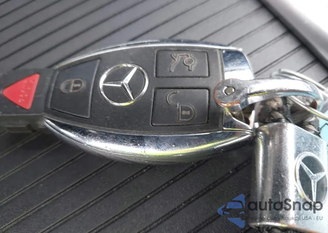 WDCGG8JB9FG360662: 44305586