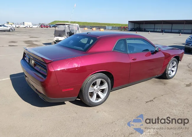 2C3CDZAG7JH272077: 44305596