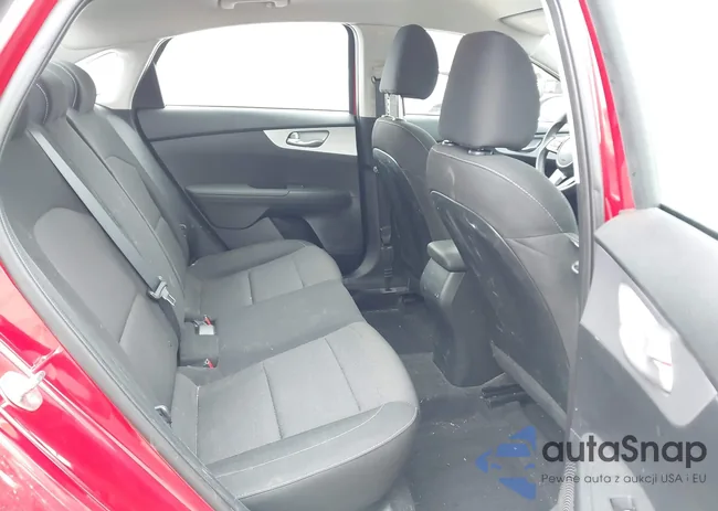 3KPF24AD9RE810017: 44305615