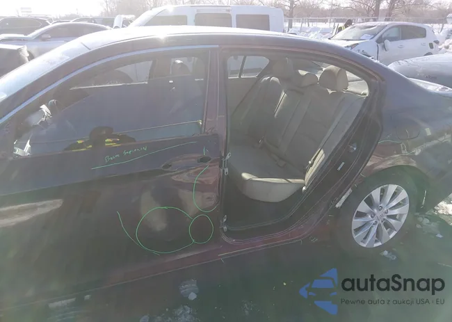 1HGCR2F84DA159603: 44304646