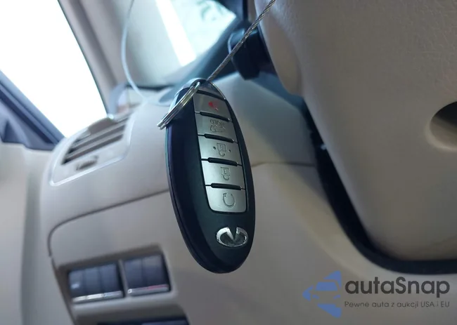 JN8AZ2NF7E9555523: 44304705