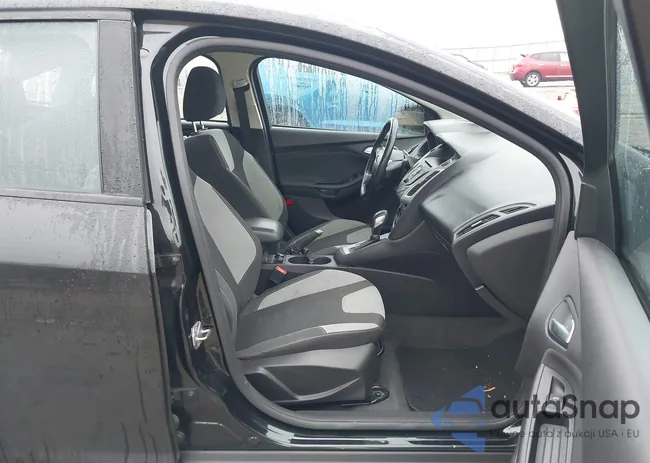 1FADP3F28EL227732: 44304734