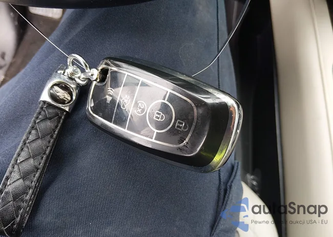 1FMJK1MTXLEA84369: 44304755