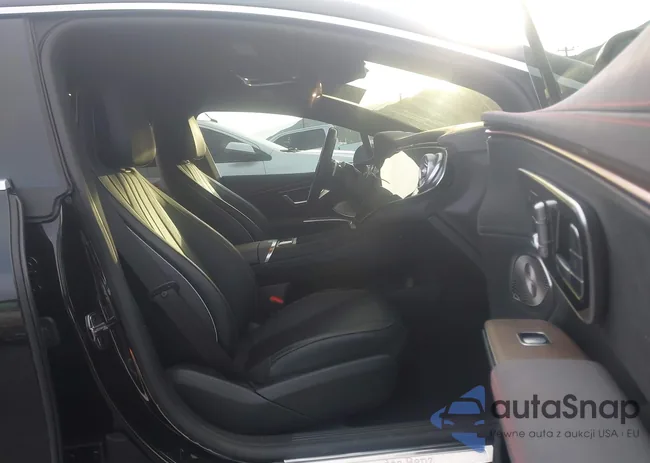 W1KCG4EB8NA020823: 44304760