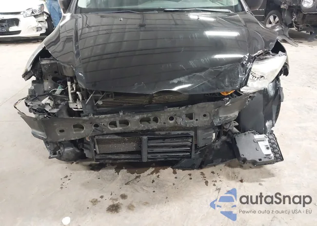 1FADP3E29EL286855: 44304806