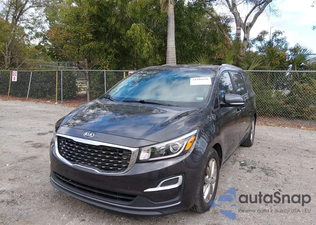 KNDMB5C13K6512204: 44304808