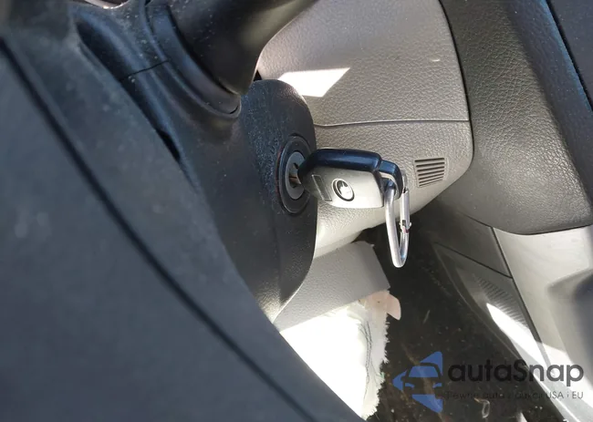 JF2SJAAC2FH568573: 44304811