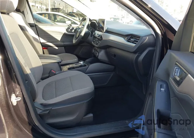 1FMCU0G6XNUB56621: 44304817