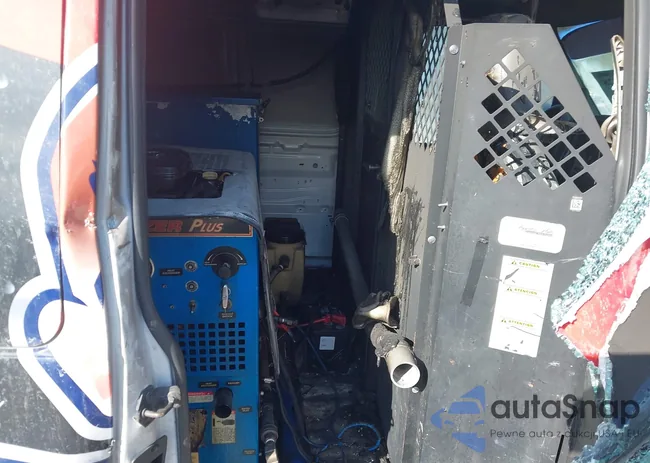 1FTNE2EW4DDB37473: 44304828