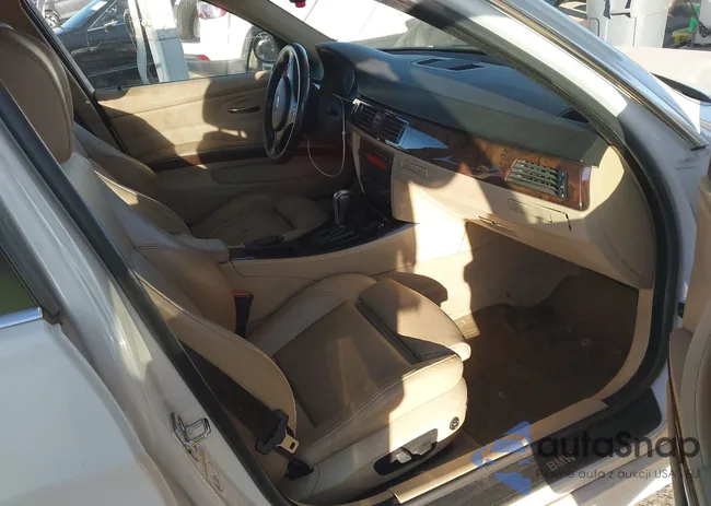 WBAVB33526PS19564: 44304847