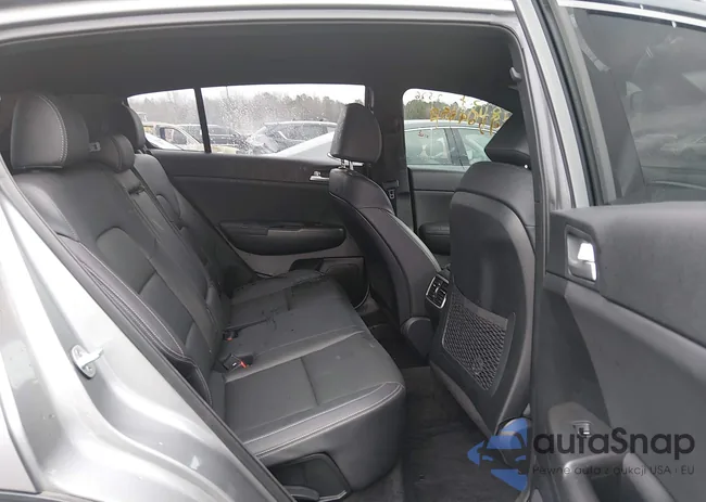 KNDP63AC6L7661809: 44304850