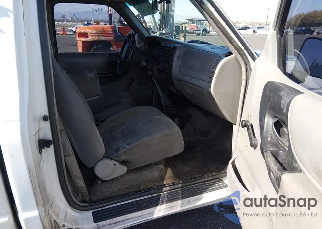 1FTCR10AXVPA32549: 44304866